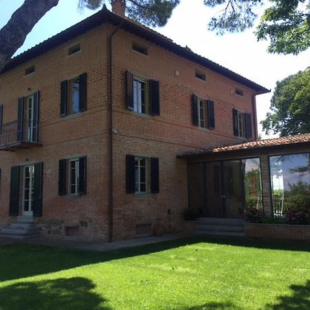 בטולה Relais Montemaggiore מראה חיצוני תמונה