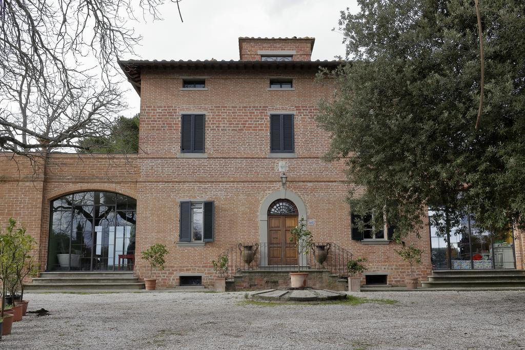 בטולה Relais Montemaggiore מראה חיצוני תמונה
