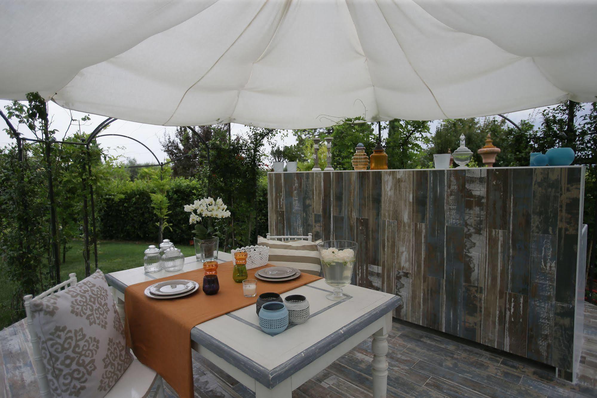בטולה Relais Montemaggiore מראה חיצוני תמונה