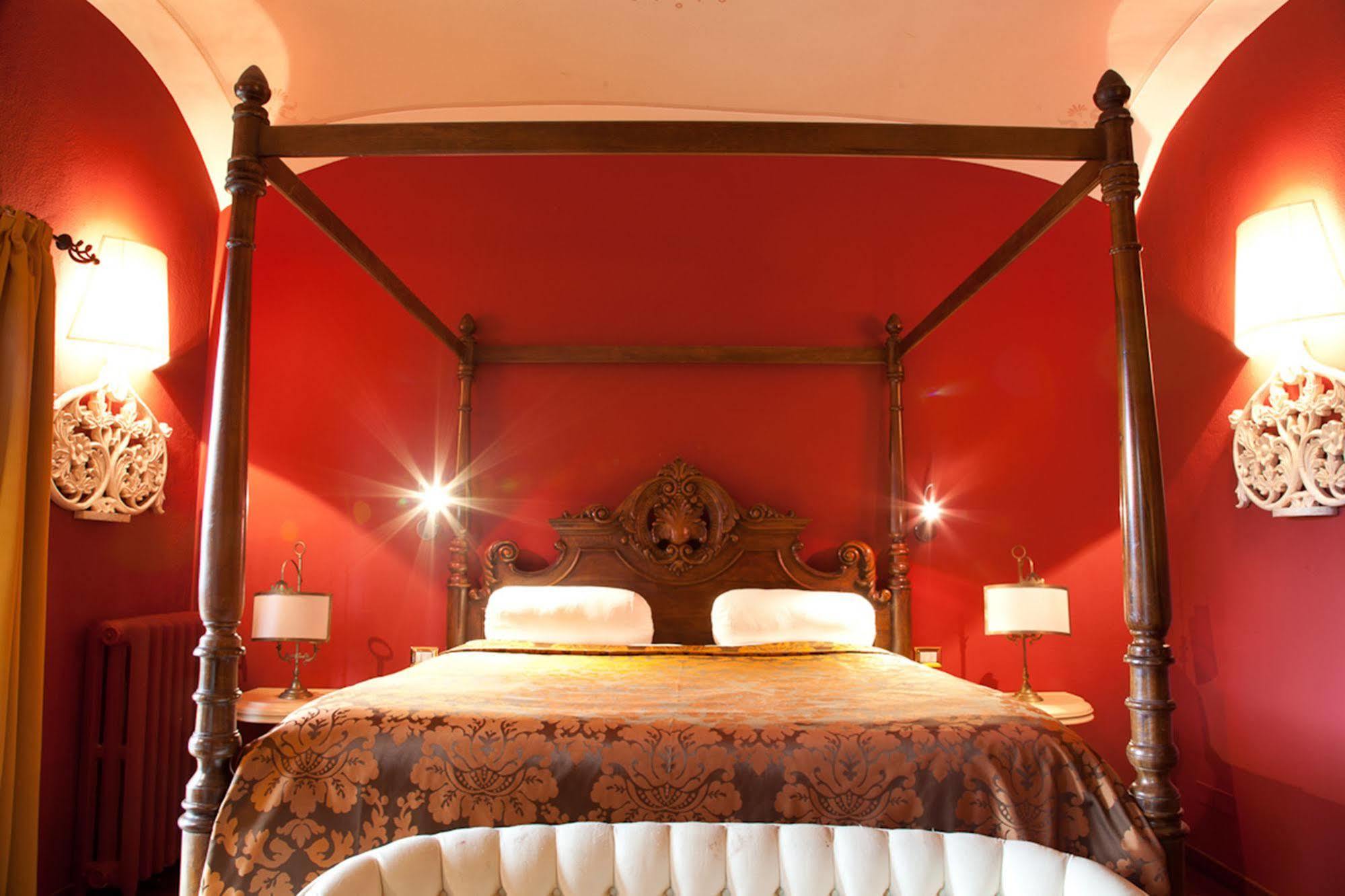 בטולה Relais Montemaggiore מראה חיצוני תמונה